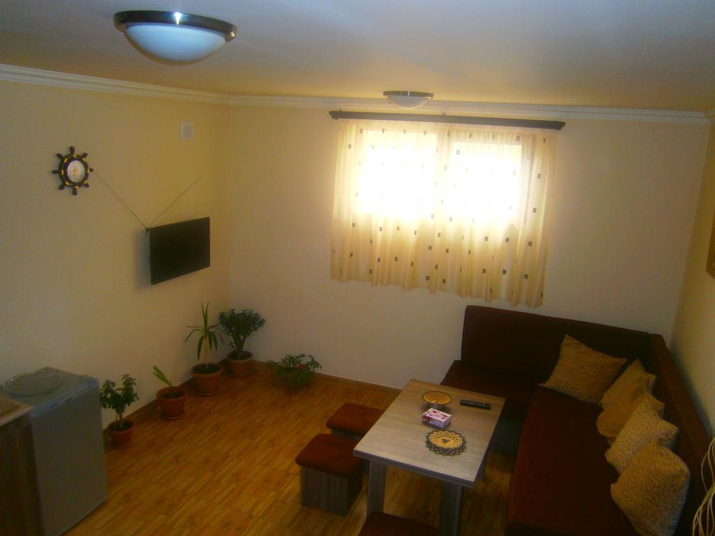Aygestan Comfort Holiday Home Erivan Zimmer foto