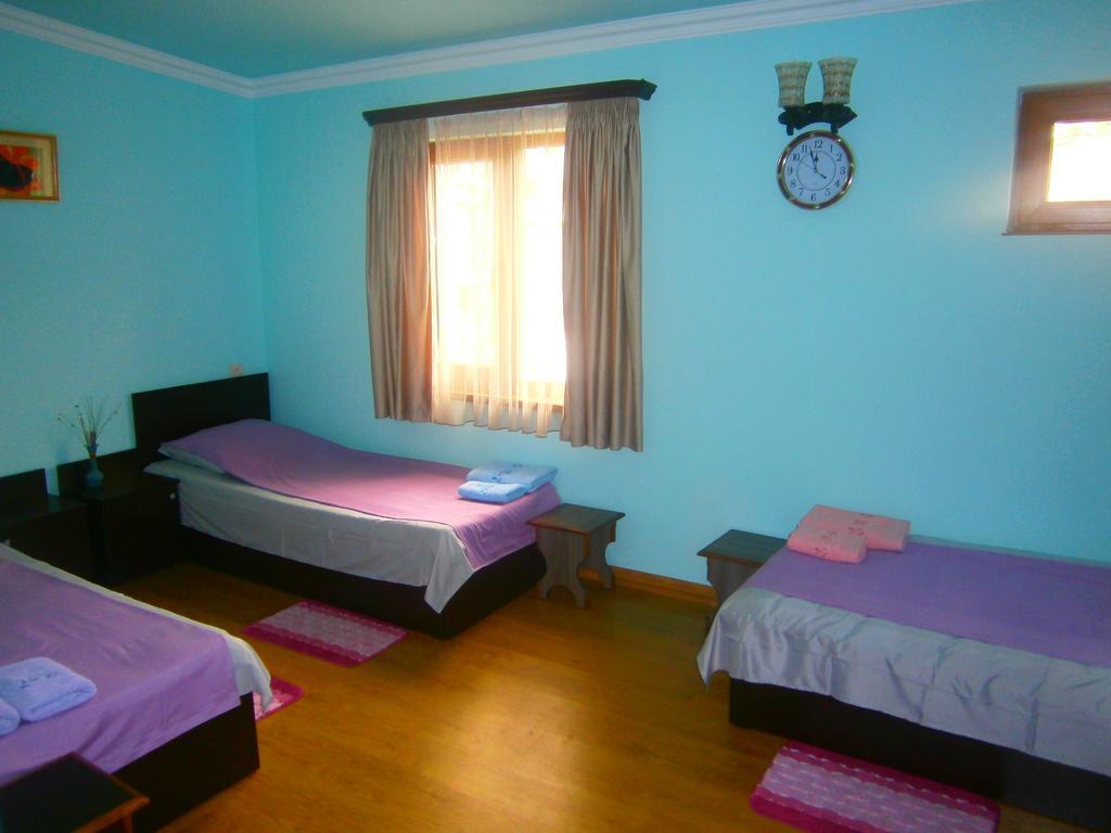 Aygestan Comfort Holiday Home Erivan Zimmer foto